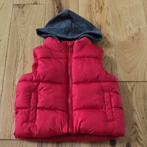 Old Navy Red Puffer Vest With Gray Hoodie